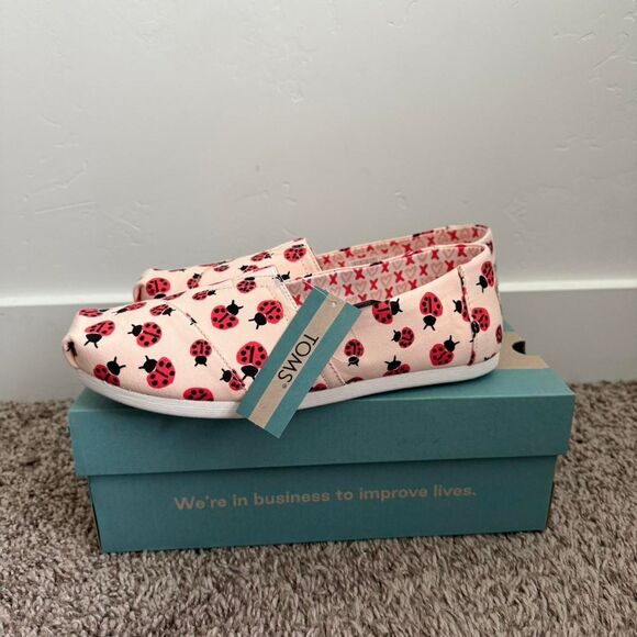 NIB Toms alpargata cloudbound, pink love bug print womens 7 1/2  Retail: $59 - Picture 4 of 7